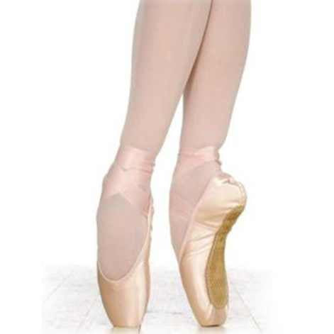SALE POINTE SHOES